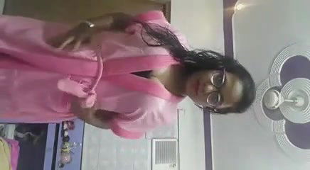 Horny babe Fingering