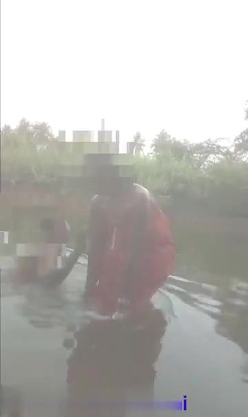 Desi Aunty Bathing in Pond and Fucking with Lover