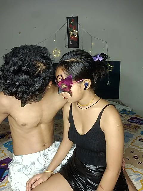 Stripchat-Public.Show-c-CPL_NS77-2025.05.30.173309