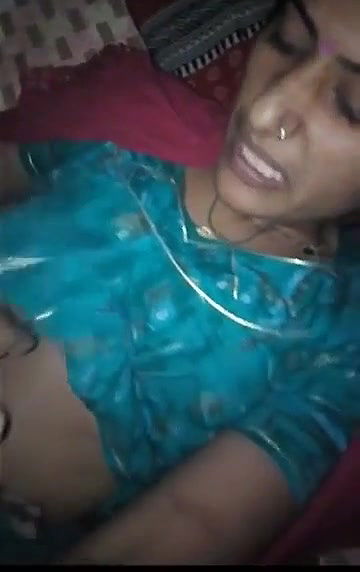 Desi village bhabi tight pussy
