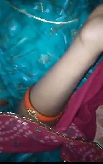 Desi village bhabi tight pussy