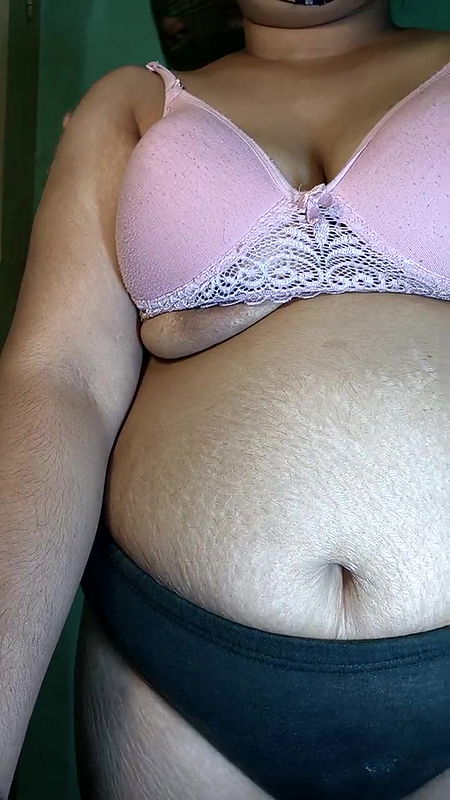 Stripchat-Public.Show-c-Hotty_Mona-2025.01.08.160046