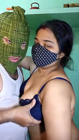 Stripchat-Public.Show-c-Hotty_Mona-2025.01.28.070517