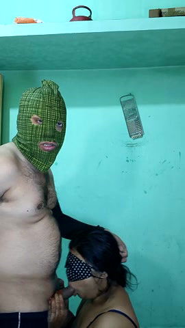 Stripchat-Public.Show-c-Hotty_Mona-2025.01.28.070517