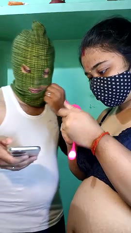 Stripchat-Public.Show-c-Hotty_Mona-2025.02.12.072552