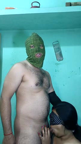 Stripchat-Public.Show-c-Hotty_Mona-2025.03.03.032335