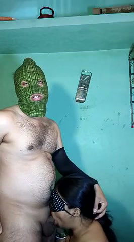 Stripchat-Public.Show-c-Hotty_Mona-2025.03.19.063236