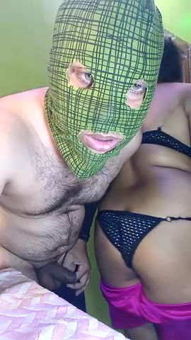 Stripchat-Public.Show-c-Hotty_Mona-2025.04.10.180504