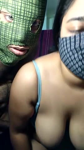 Stripchat-Public.Show-c-Hotty_Mona-2025.04.18.053145