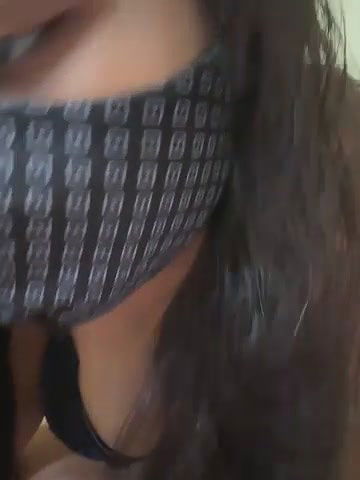 Stripchat-Public.Show-c-Hotty_Mona-2025.05.04.080458
