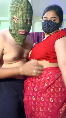 Stripchat-Public.Show-c-Hotty_Mona-2025.05.13.041732