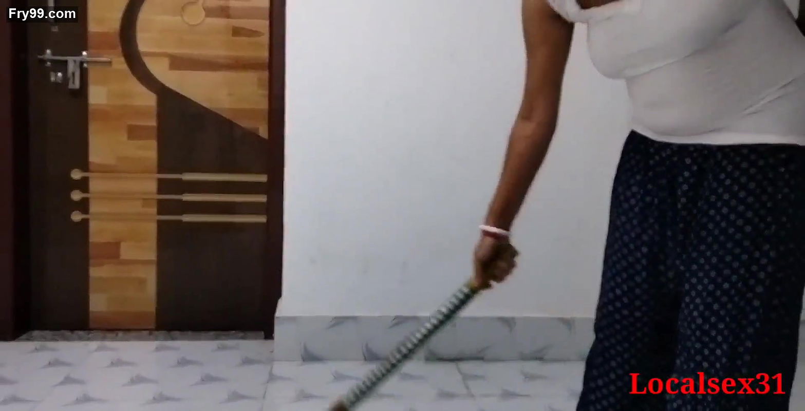 House Servent Working Time Sex In Local boy