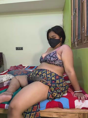 Stripchat-Public.Show-c-Hotty_Mona-2025.06.17.165822