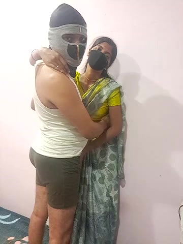 Stripchat-Public.Show-c-Housewife99-2025.04.04.180522