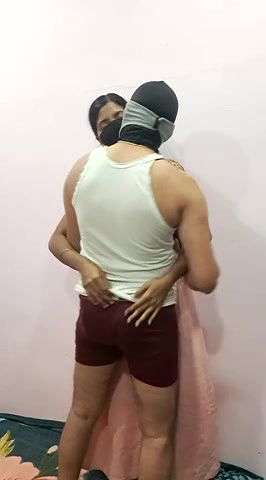 Stripchat-Public.Show-c-Housewife99-2025.04.12.163216