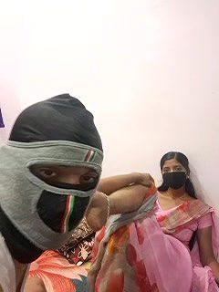 Stripchat-Public.Show-c-Housewife99-2025.04.23.170243