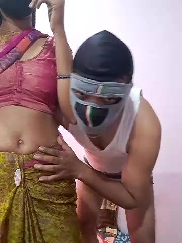 Stripchat-Public.Show-c-Housewife99-2025.04.27.092059