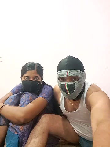 Stripchat-Public.Show-c-Housewife99-2025.05.03.171544