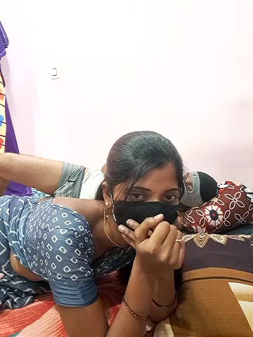 Stripchat-Public.Show-c-Housewife99-2025.05.07.103442