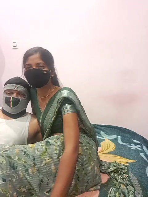 Stripchat-Public.Show-c-Housewife99-2025.05.11.173413