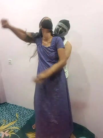 Stripchat-Public.Show-c-Housewife99-2025.05.14.175612