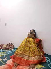 Stripchat-Public.Show-c-Housewife99-2025.05.15.090113