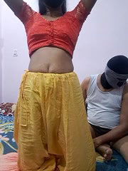 Stripchat-Public.Show-c-Housewife99-2025.05.15.090113