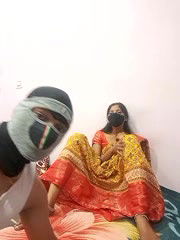 Stripchat-Public.Show-c-Housewife99-2025.05.15.090113