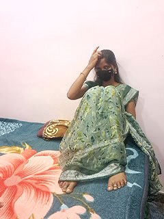 Stripchat-Public.Show-c-Housewife99-2025.05.19.170539