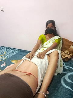 Stripchat-Public.Show-c-Housewife99-2025.05.22.170343