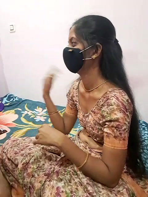 Stripchat-Public.Show-c-Housewife99-2025.05.26.100711