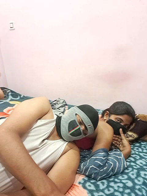 Stripchat-Public.Show-c-Housewife99-2025.06.02.101603