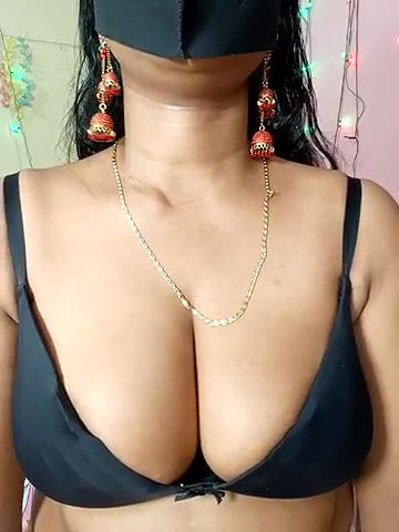 Stripchat-Public.Show-c-Jiya-Sexy-2025.04.15.173606