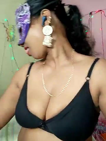 Stripchat-Public.Show-c-Jiya-Sexy-2025.04.16.170815