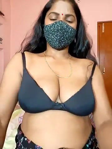 Stripchat-Public.Show-c-Jiya-Sexy-2025.05.04.153129