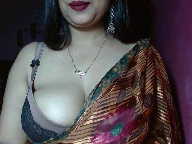 Stripchat-Public.Show-f-_Kamakshi-2024.11.18.180113