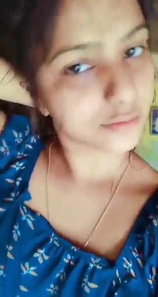 Cute girl quick nipple exposing