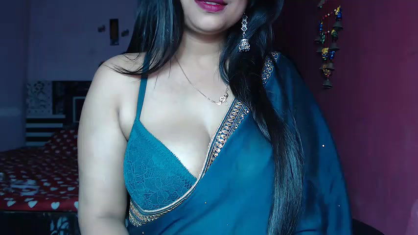 Stripchat-Public.Show-f-_Kamakshi-2025.04.03.200354
