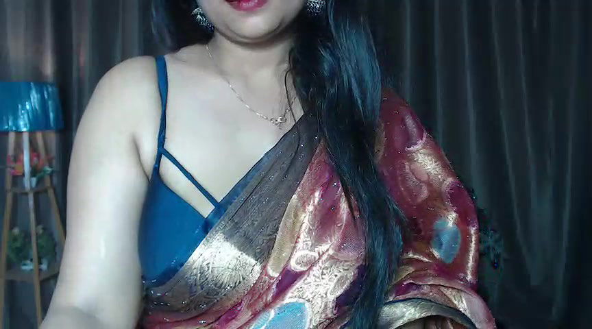 Stripchat-Public.Show-f-_Kamakshi-2025.04.19.215441