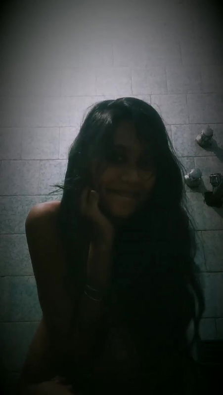 Teen cute girl show 3vid mms