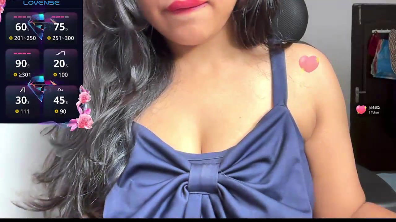 Stripchat-Public.Show-f-Adeline_lilly-2025.06.16.175336