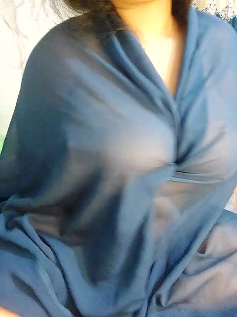 Stripchat-Public.Show-f-Adiba_2-2024.12.18.181040