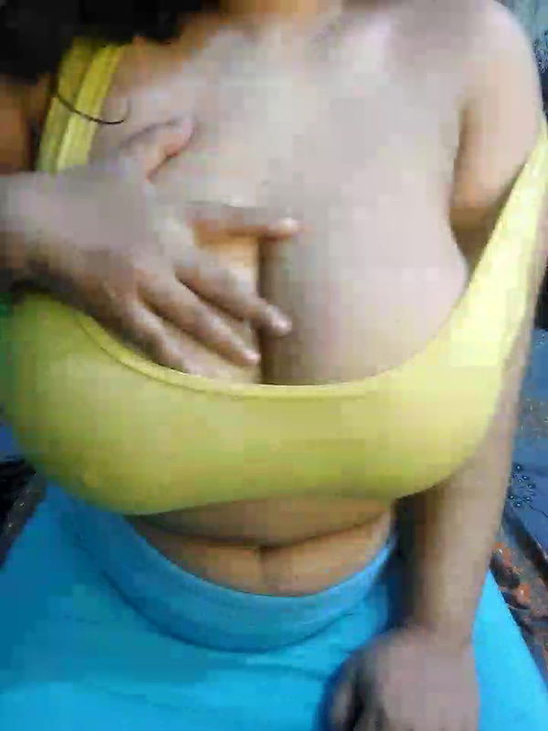 Stripchat-Public.Show-f-Adiba_2-2025.01.20.114734