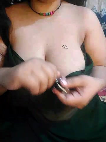 Stripchat-Public.Show-f-Adiba_2-2025.02.17.193331