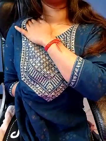 Stripchat-Public.Show-f-Aditi_1-2025.02.16.045951