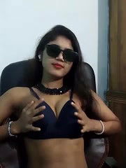 Stripchat-Public.Show-f-Angel_Riye-2025.02.23.202853