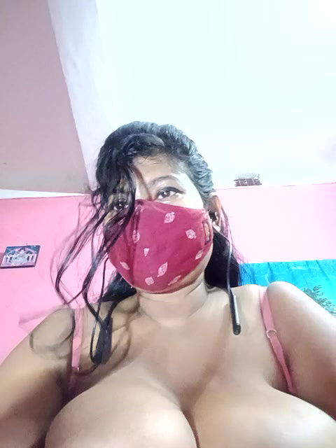 Stripchat-Public.Show-f-ANNU-2-2025.06.21.065524