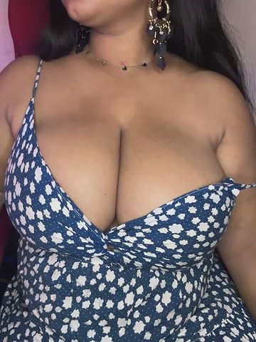 Stripchat-Public.Show-f-Baddie_Princess_-2025.05.17.181704