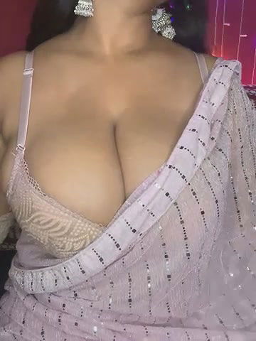 Stripchat-Public.Show-f-Baddie_Princess_-2025.05.24.045449