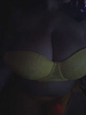 Stripchat-Public.Show-f-Baddie_Princess_-2025.05.24.175154